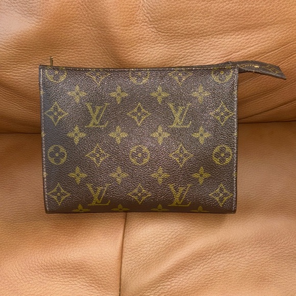 Louis Vuitton Vintage Monogram Pochette EUC Pre 1986 Vintage cosmetics Pouch - Picture 3 of 10